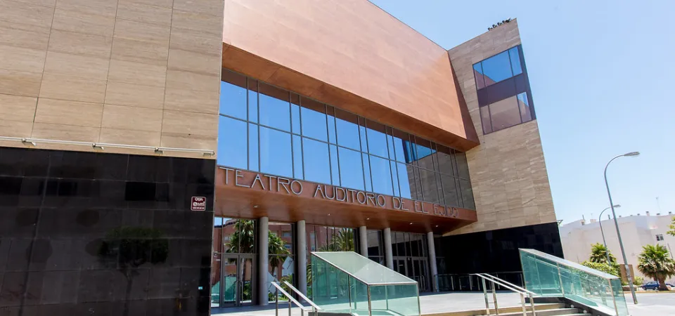 Fachada del Teatro Auditorio de El Ejido